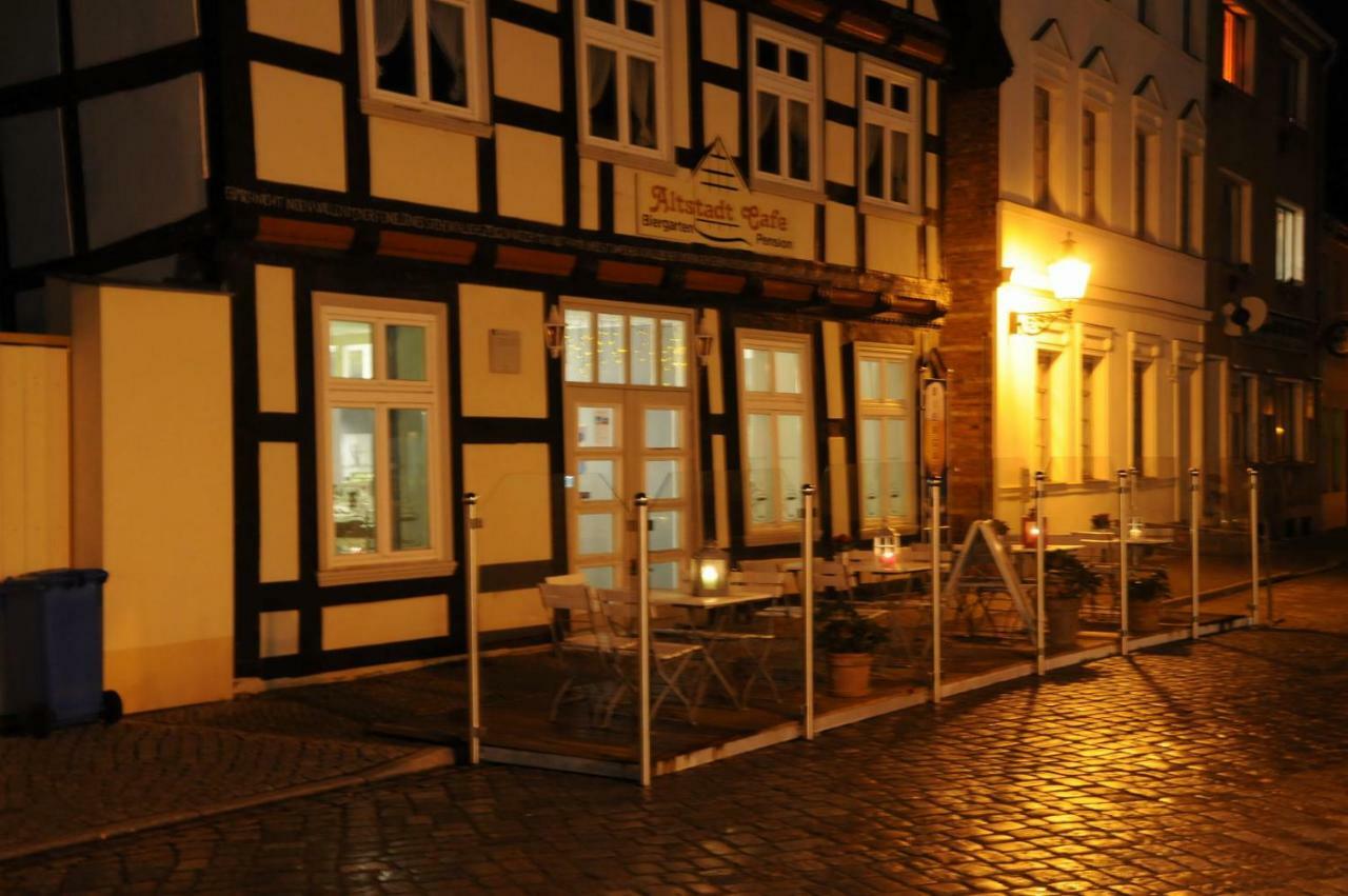 Altstadt Cafe Havelberg Bagian luar foto