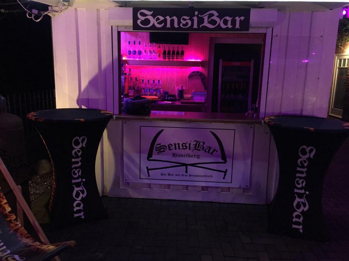 Altstadt Cafe Havelberg Bagian luar foto