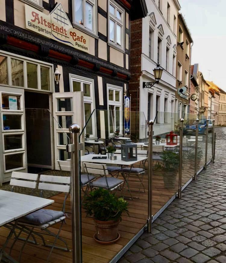 Altstadt Cafe Havelberg Bagian luar foto